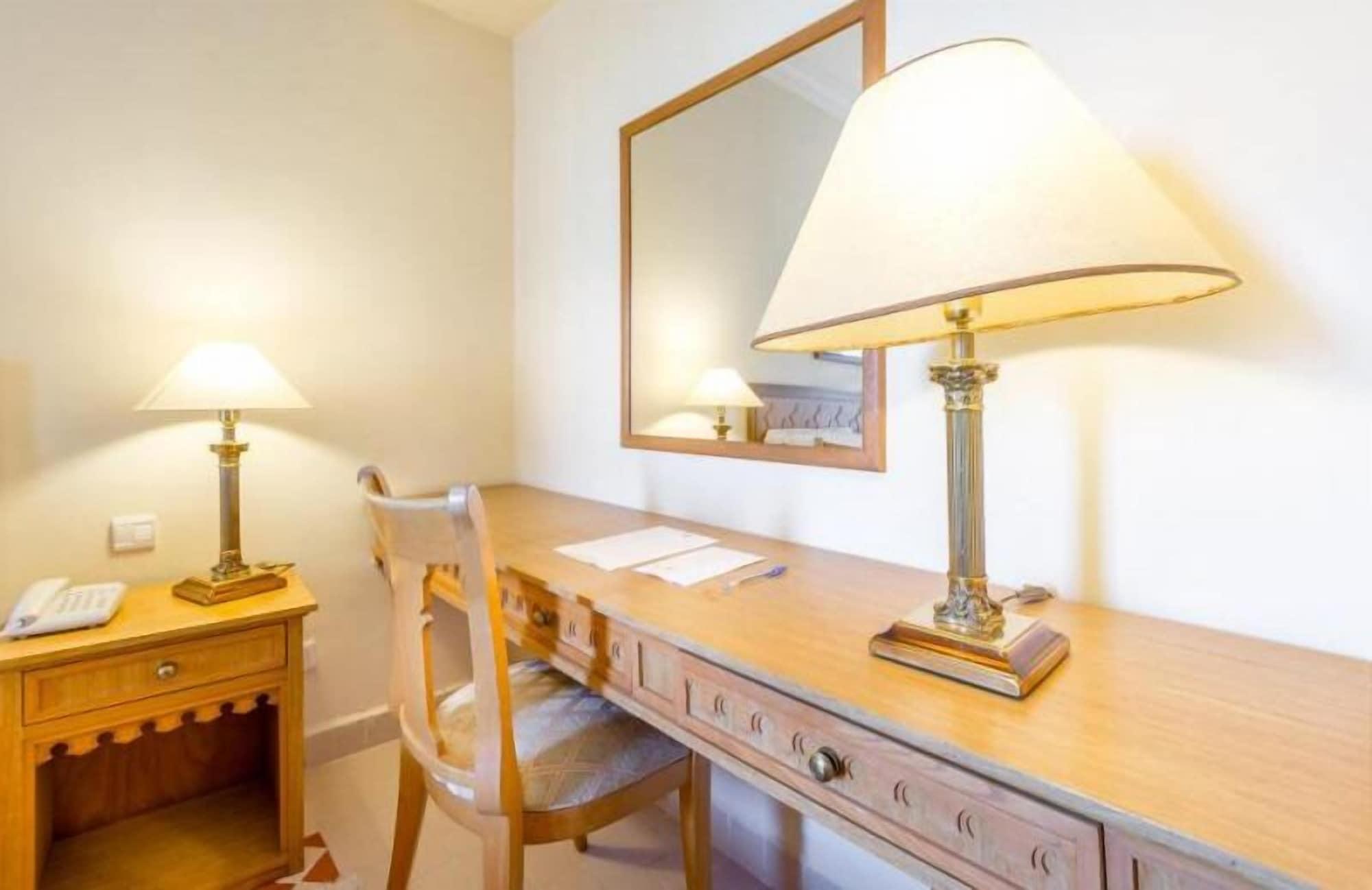 Farah Safi Hotell Exteriör bild