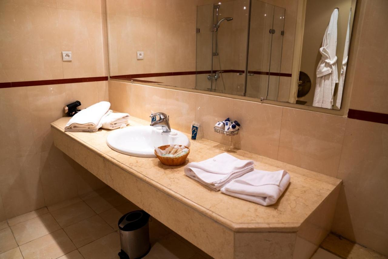 Farah Safi Hotell Exteriör bild